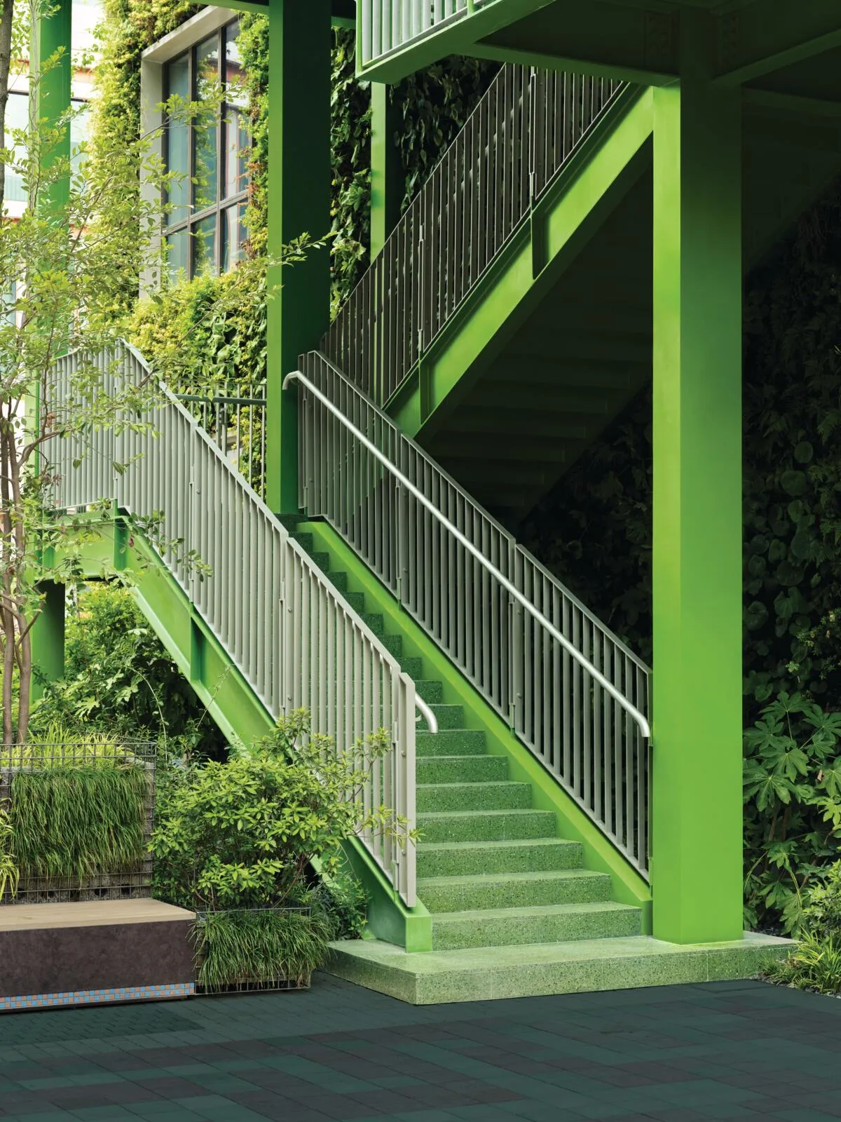 Between-Worlds-18_preview_maxWidth_1600_maxHeight_1600