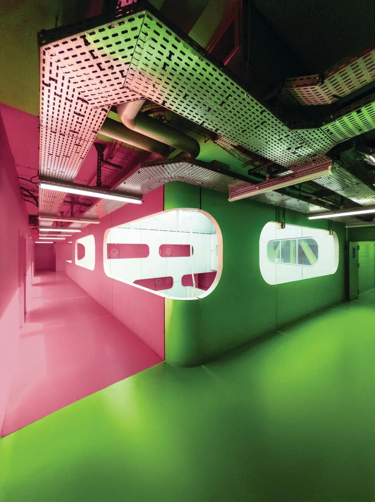 Between-Worlds-24_preview_maxWidth_1600_maxHeight_1600